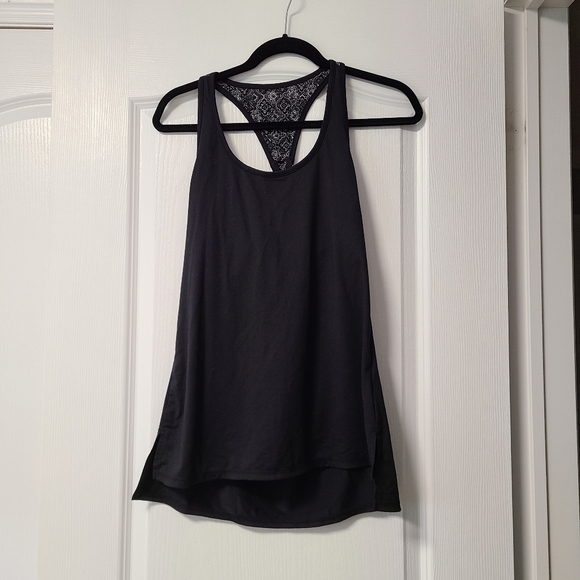 Gaiam yoga tank top with built in bra - Picture 1 of 4